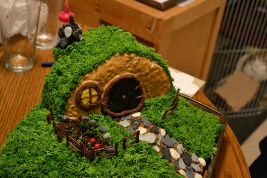 Hobbit hole cake